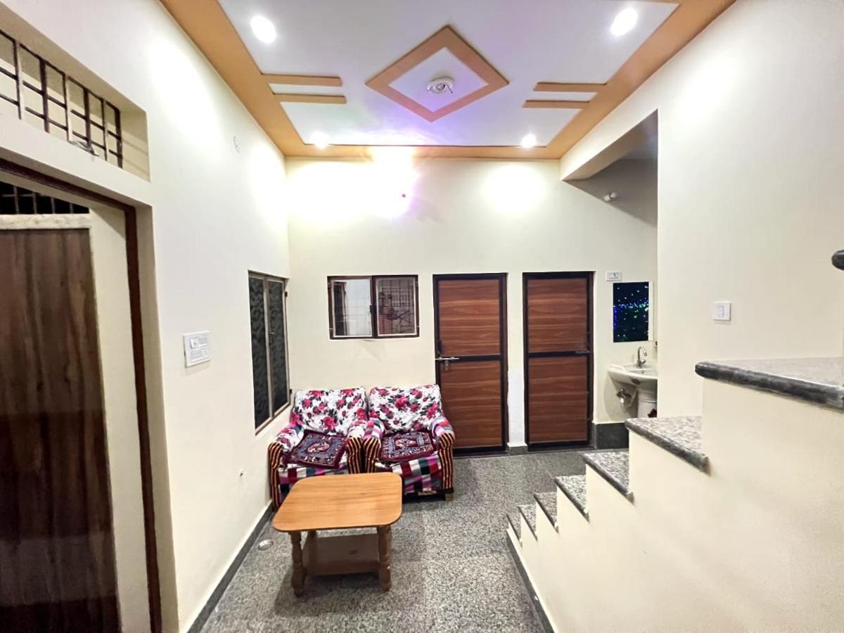 The Orchid Villa Homestay - Walkable Distance From Taj Mahal Agra  Exterior photo