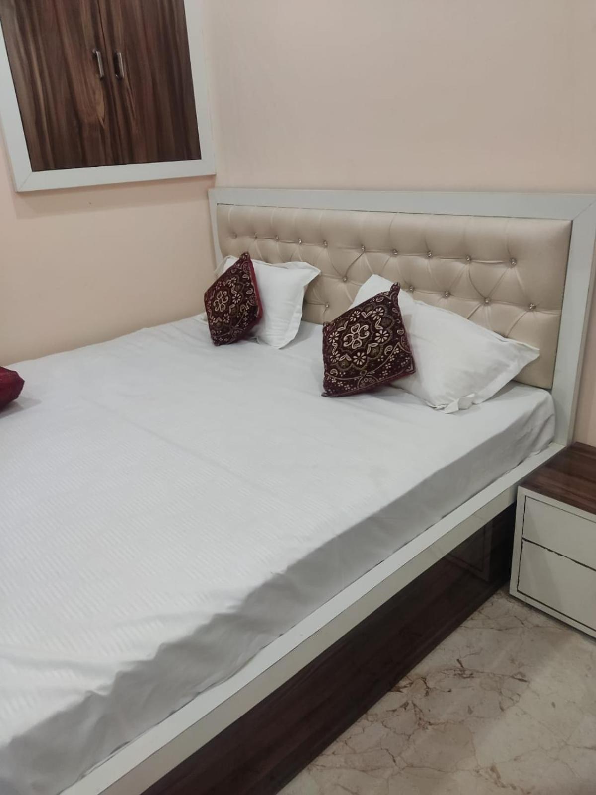 The Orchid Villa Homestay - Walkable Distance From Taj Mahal Agra  Exterior photo